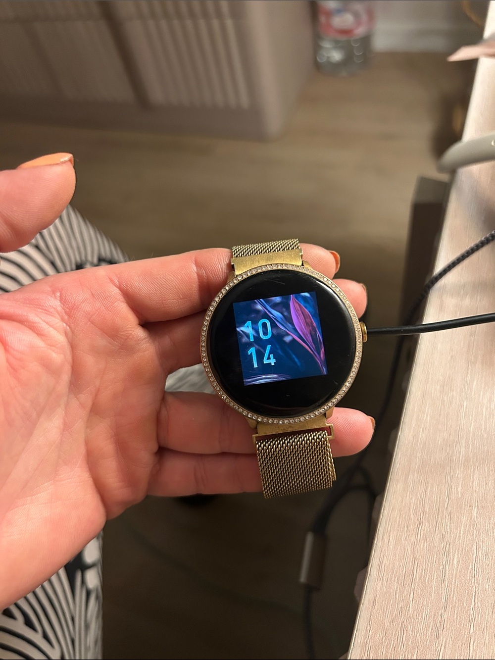 Gold Mesh Smartwatch with Rhinestone Bezel - Fashionable Wearable